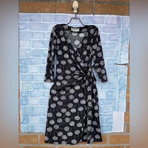 CHIARA BONI LA PETITE ROBE Abstract Dandelion Flowers Pattern wrap dress 42/6 - Picture 4 of 14